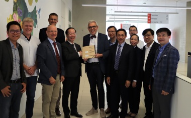 Kinderonkologie: UKW-Kinderklinik und das National Children’s Hospital Hanoi in Vietnam kooperieren