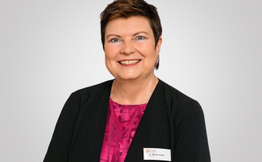 Schön Klinik: Marion Seidel übergibt Leitung des Fachbereichs Jugendpsychosomatik an Martina Wendel