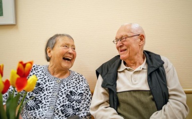 Geistig fit im hohen Alter: Widerstandsfähigkeit gegen Abbauprozesse im Hirn