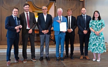 HNO-Team erhält 10.000-Euro-Lehrpreis für internetbasiertes Training für Operationen am Felsenbein