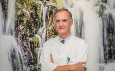 UKB: Prof. Thomas Bieber wird verabschiedet