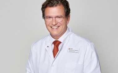 Dr. Christoph Sardemann erhält Master-Zertifikat der Deutschen Gesellschaft für Endoprothetik