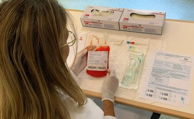 Würzburger Medizinstudierende trainieren jetzt mit Kunstblut