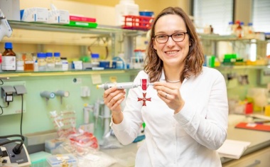 MHH-Professorin Alexandra Dopfer-Jablonka erhält das Landesverdienstkreuz