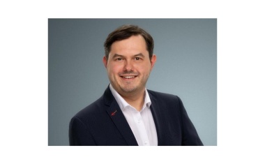 Dr. Maximilian Deest wird Chefarzt der Oberberg Fachklinik Weserbergland