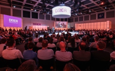 18.600 Teilnehmer*innen, rund 800 Aussteller und über 350 Speaker: DMEA – Connecting Digital Health zieht erfolgreiche Bilanz