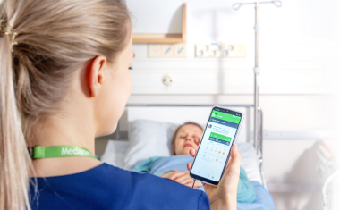 Mobiles Medikationsmanagement für höchste Sicherheit am Patientenbett