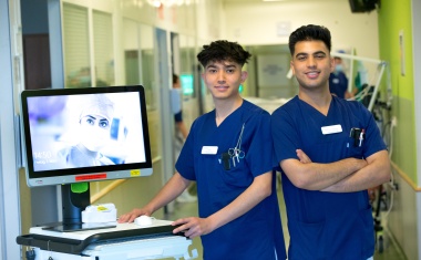 Gemeinsam bunt: Helios Klinikum Meiningen lebt Vielfalt