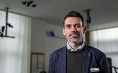 Biomechanische Forschung für bessere Implantatversorgung in der Orthopädie