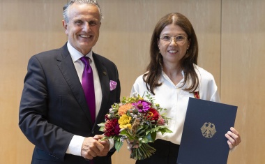 Bundesverdienstkreuz für Ärztliche Direktorin der Kinderonkologie des Klinikums Stuttgart