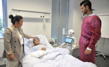 Wenn Roboter zu Pflegekräften werden