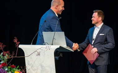 Kurt-Decker-Preis für Dr. Alexander Kollikowski