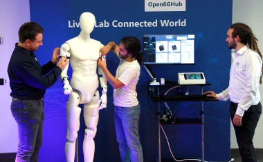 Medica 2024: Wie 6G die medizinische Vorsorge effizienter machen kann – Gesundheitsdaten drahtlos aggregieren