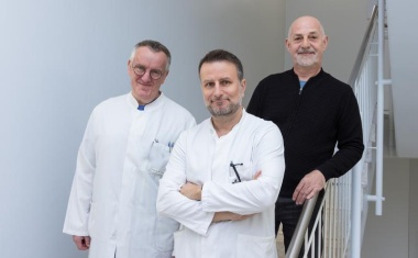 Neurochirurgie am Universitätsklinikum Regensburg erreicht Meilenstein