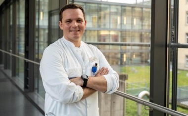 Ersthelfer-App: Mehr Menschen nach Herzstillstand retten