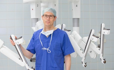 Krankenhaus Nordwest erhält Da Vinci Operationsroboter XI