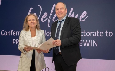 Bonner Medizinische Fakultät verleiht Ehrendoktorwürde an Sharon Lewin