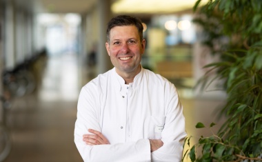 Akademischer Chirurg mit Vorbildfunktion