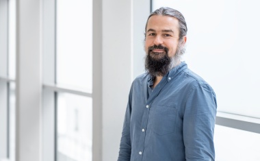 Krebsforschung durch Genom-Editierung: Michael Böttcher ist neuer Professor an der Universitätsmedizin Halle