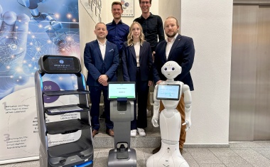 Robotik in der Pflege: Erster THD-EXIST Forschungstransfer für Athegus