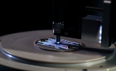 Multiresistente Erreger mit UV-Licht gezielt bekämpfen