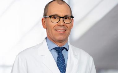 Univ.-Prof. Dr. Tomáš Holubec ist neuer Chefarzt für Herzchirurgie