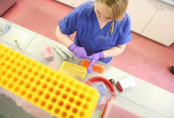 Universitätsmedizin Dresden baut Kinder-Biobanking aus