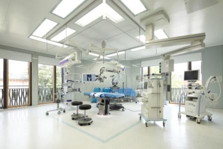 Ethianum in Heidelberg: OP Saal mit modernster Medizintechnik (Foto: Ethianum)