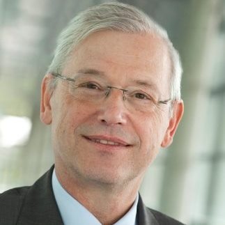 Prof. Dr. Reinhard Marre, Vorstandsvorsitzende und Leitende Ärztliche Direktor...