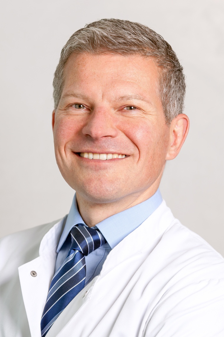 Photo: Dr. Kai Pieritz neuer Chefarzt der Klinik für Orthopädie, Unfall- und...