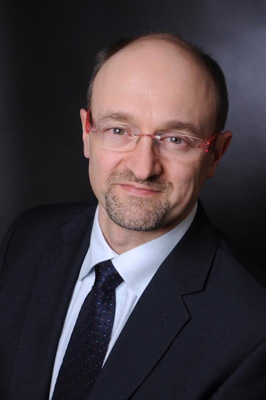 Photo: Prof. Dr. Andreas Humpe ist neuer Lehrstuhlinhaber für...