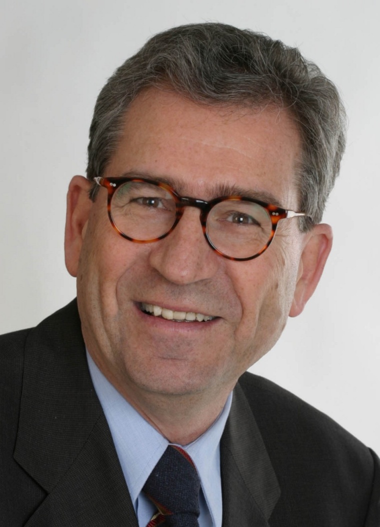 Wiedergewählt: Vorsitzender des Stiftungsausschusses Universitätsmedizin:...