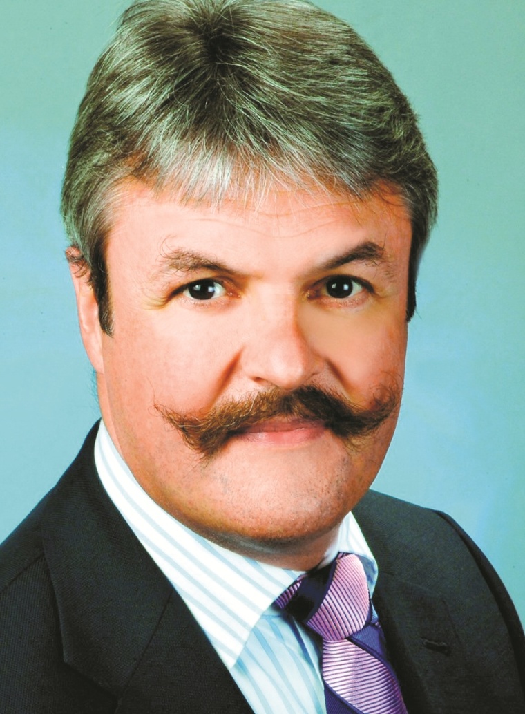 Dr. Friedrich Lazarus, Chefarzt der Medizinischen Klinik III des Klinikums...