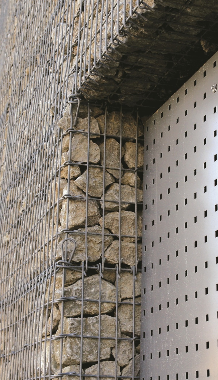 Die Köster AG setzte Gabionen ein, die sich bereits im Landschaftsbau bewährt...