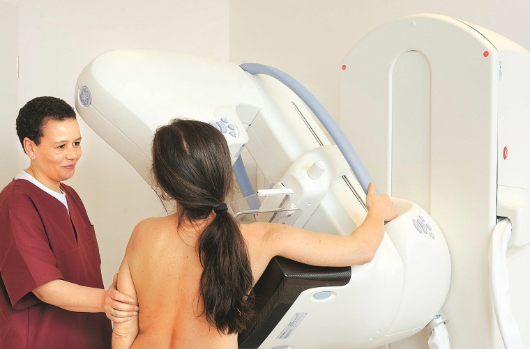 Mammographie-Screening Hamburg: Während der Behandlung.