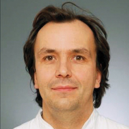 PD Dr. Christian Ewald, Klinik und Poliklinik für Neurochirurgie,...