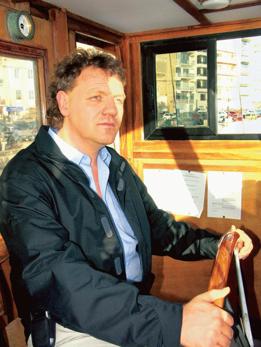 Maik Lankau, „am Ruder“ beim weltweit viertgrößten Hersteller Allied...