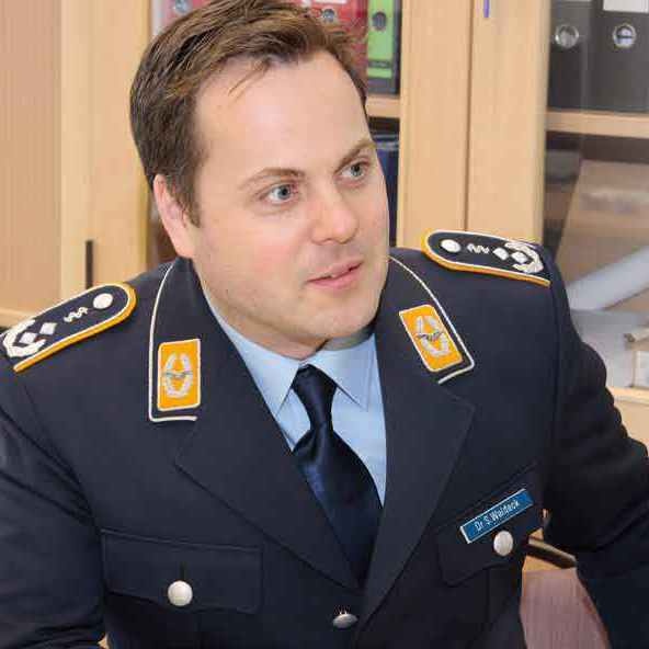 Oberfeldarzt Dr. med. Stephan Waldeck, Bundeswehrzentralkrankenhaus Koblenz.