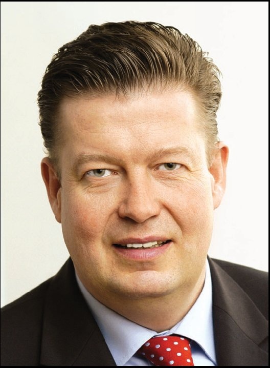 links: KISS-Surveillance Harnwegsinfektionen rechts: Nosokomiale...