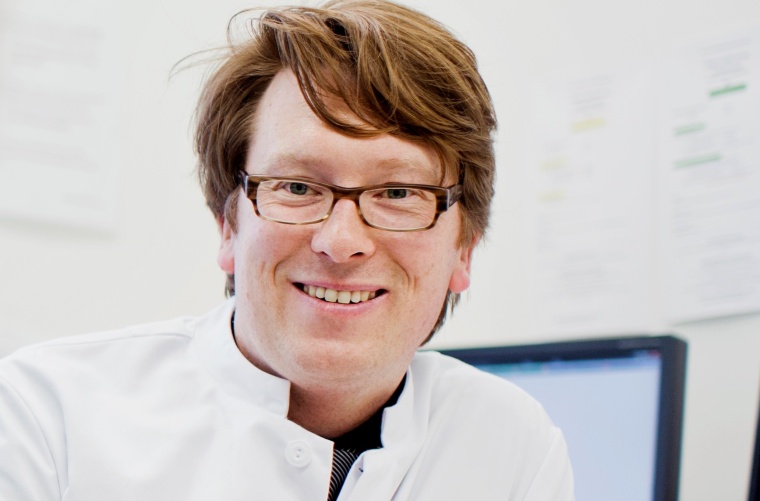 Dr. Stefan Becker, M. B. A., Institut für Arzneitherapiesicherheit,...