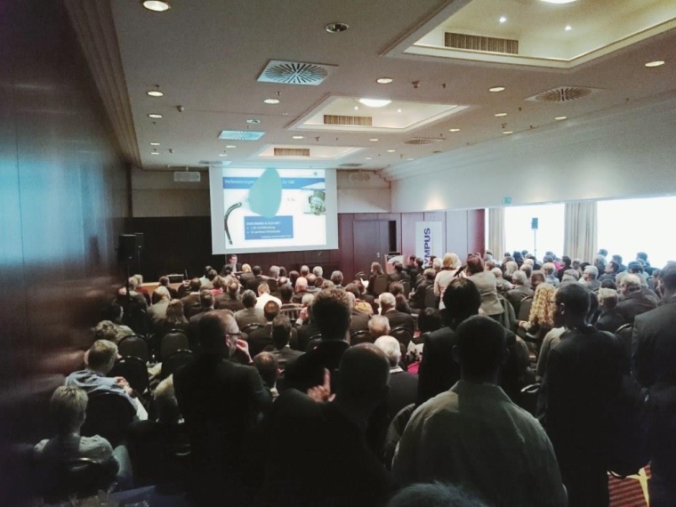 Olympus präsentierte auf dem Jahreskongress der Deutschen Gesellschaft für...