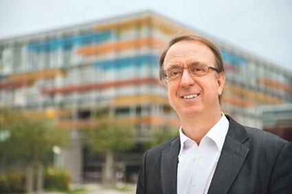 Prof. Dr. Prof. h.c. mult. (RCH) Georg F. Hoffmann, Zentrum für Kinder- und...