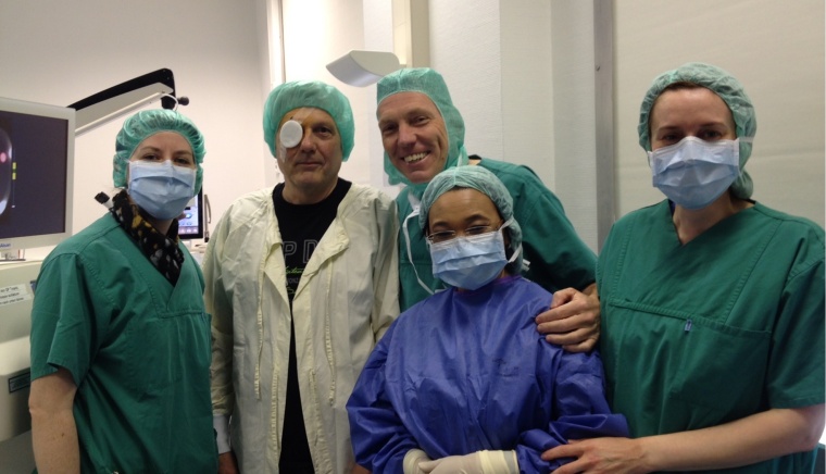 1.000. Femtolaser-assistierte Linsenchirurgie im April 2015.