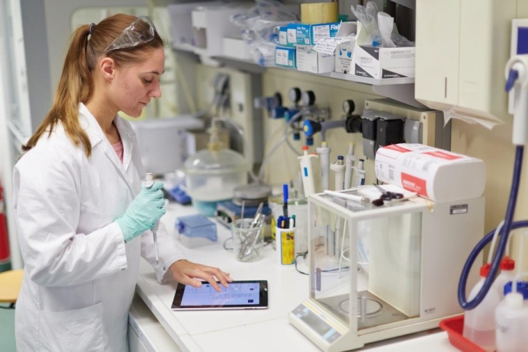 Mit dem elektronischen Laborbuch eröffnet sich die Möglichkeit, auch über...