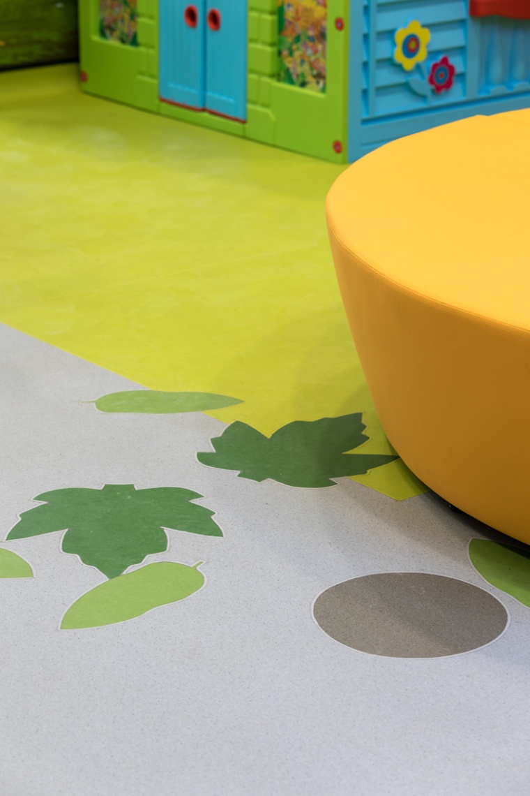 Mit der umfangreichen Farb- und Texturpalette von Altro Debolon R 200.1 V...