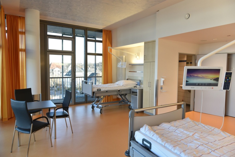 Zimmer auf der neuen Reha-Station des Bettenhauses 2