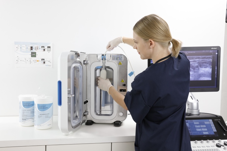 Zur maschinellen Desinfektion von Ultraschallsonden ist trophon2 flexibel ...