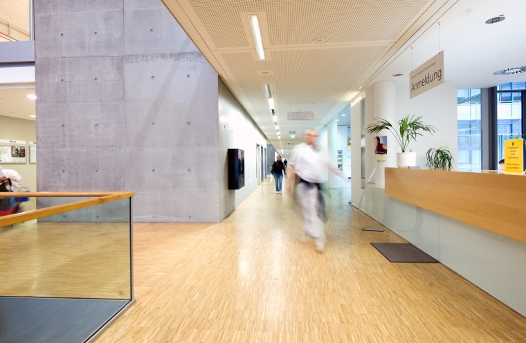 Die ASSA ABLOY Sicherheitstechnik GmbH bietet mit kompletten Lösungen rund um...