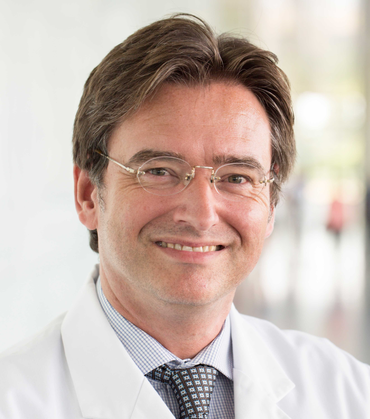 Prof. Dr. Marc-Eric Halatsch forscht seit über 20 Jahren an Möglichkeiten,...