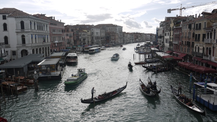 Venedig: Für Christoph Metzger nicht nur Ort einer Ästhetik des Vergangenen,...
